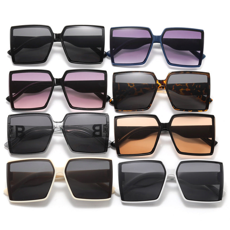 Damen Oversized-Sonnenbrille mit luxurious Detail Brehn