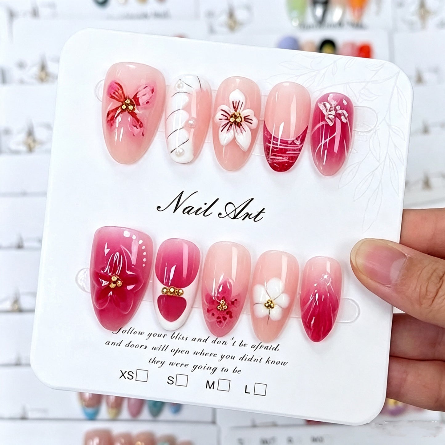 Premium Florale Press-On Nagelkunst Kollektion Brehn