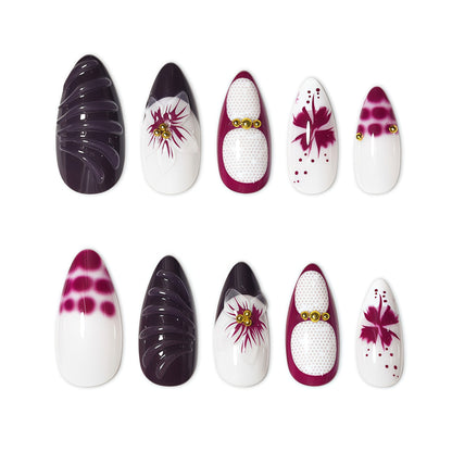Elegante Floral Art-Nagelverlängerungen Brehn