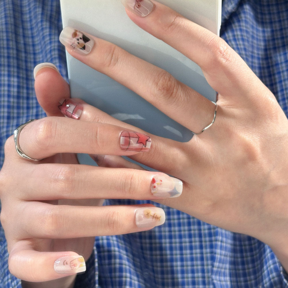 Künstlerische Blumen- und minimalistische Fingernägel zum Aufkleben Brehn
