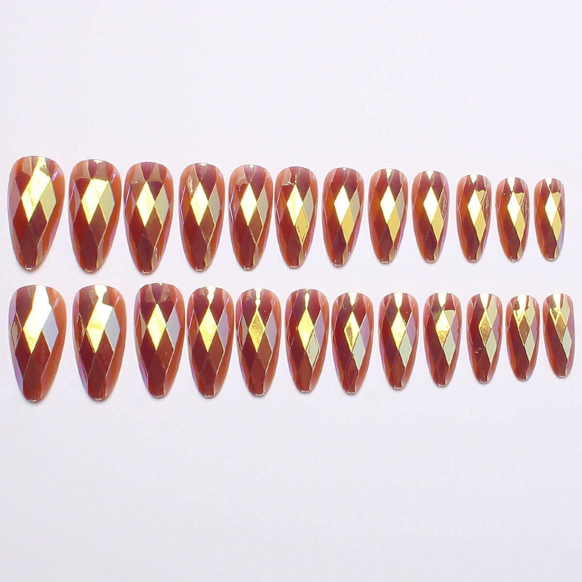 Diamantförmiges Press-On Nagelset Brehn