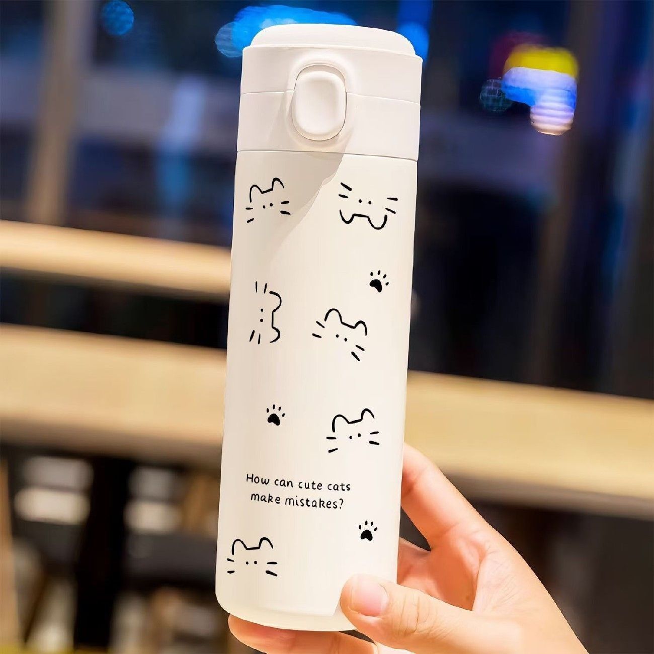 Damen Isolierte Trinkflasche mit charmantem Hello Kitty Design Brehn