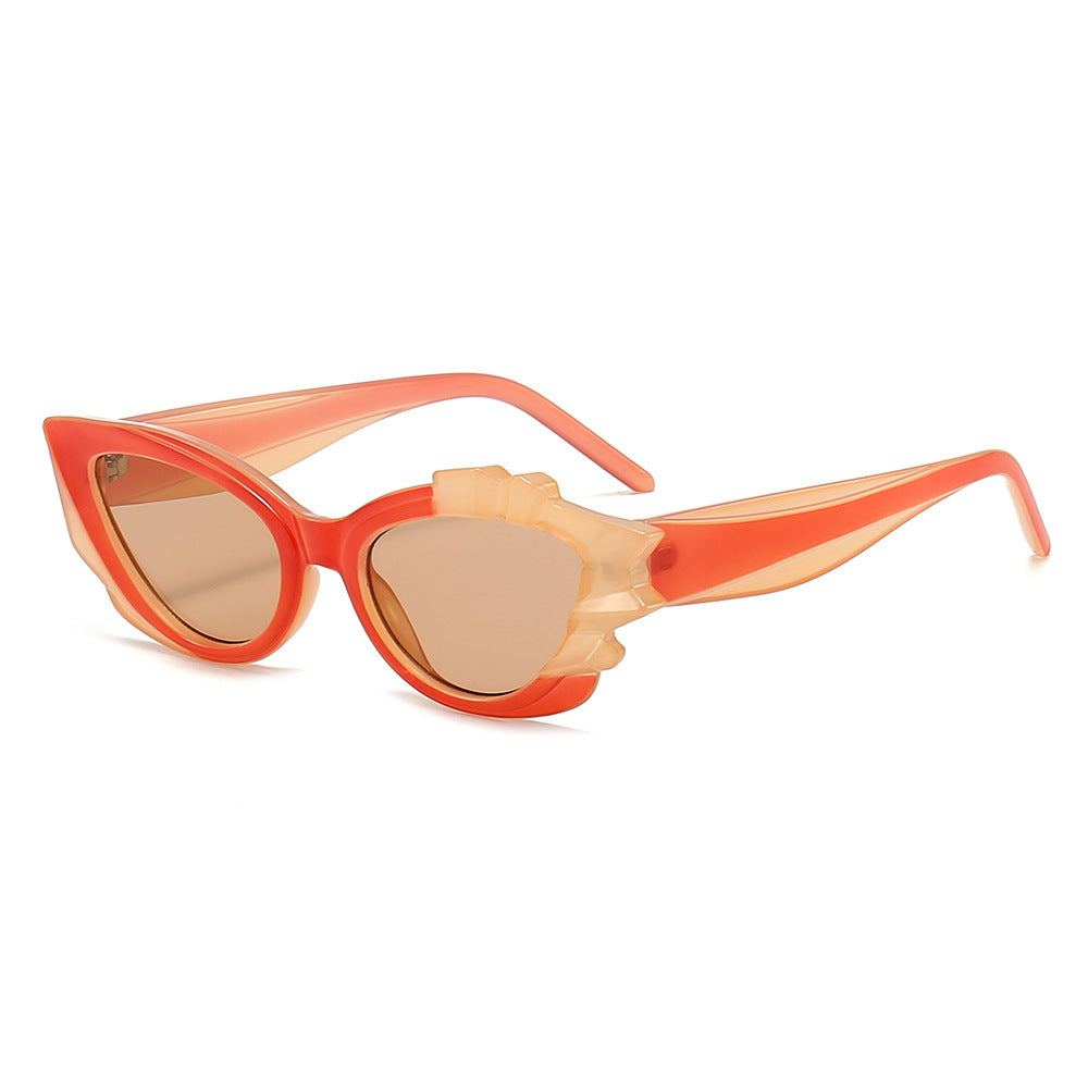 Damen Cat-Eye Sonnenbrille mit auffälligem Blütenrahmen Brehn