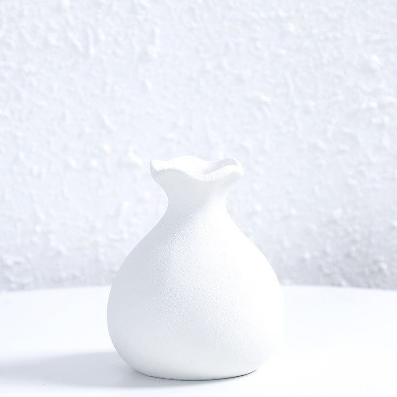Einzigartige gebogene keramische Blumenvase Brehn