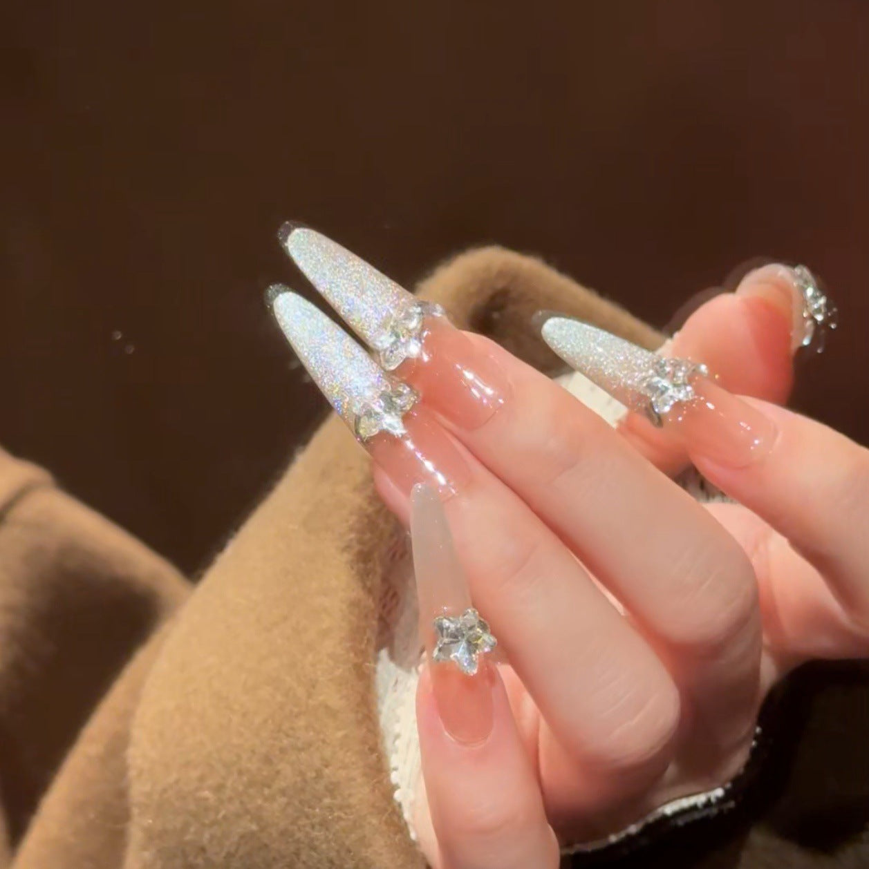 Glamouröses Acryl-Nagelset Brehn