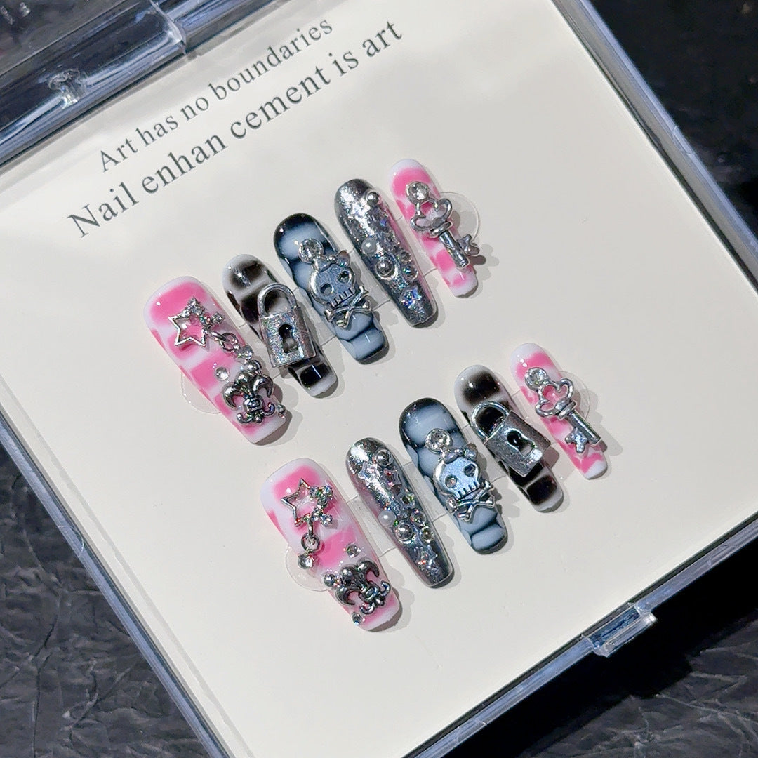 Künstlerische Press-On Nagelspitzen
