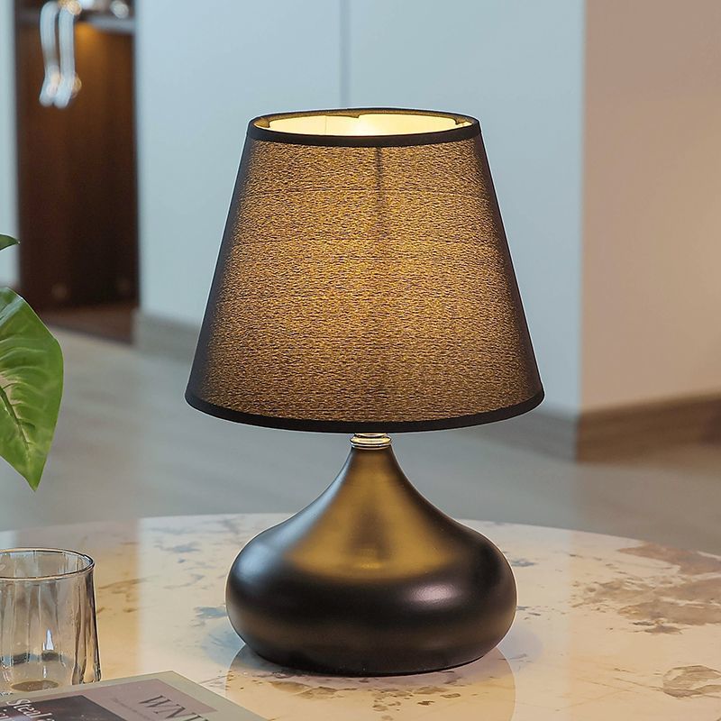 Moderne dekorative Akzentlampe