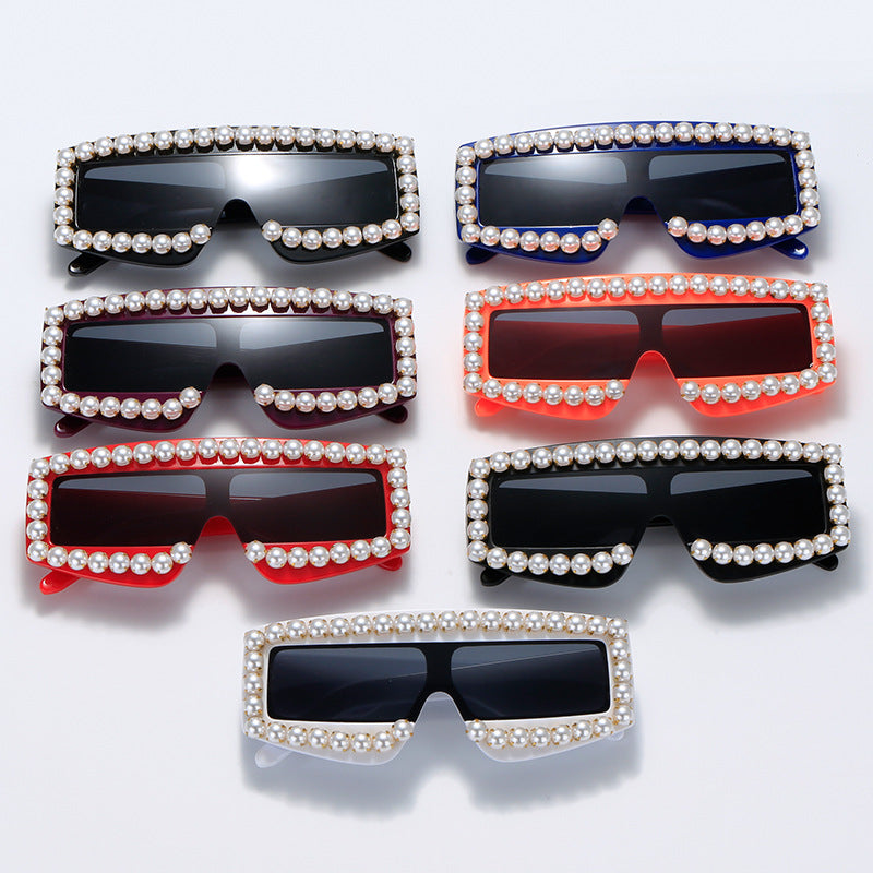 Damen modische Sonnenbrille mit Perlen-Applikationen Brehn