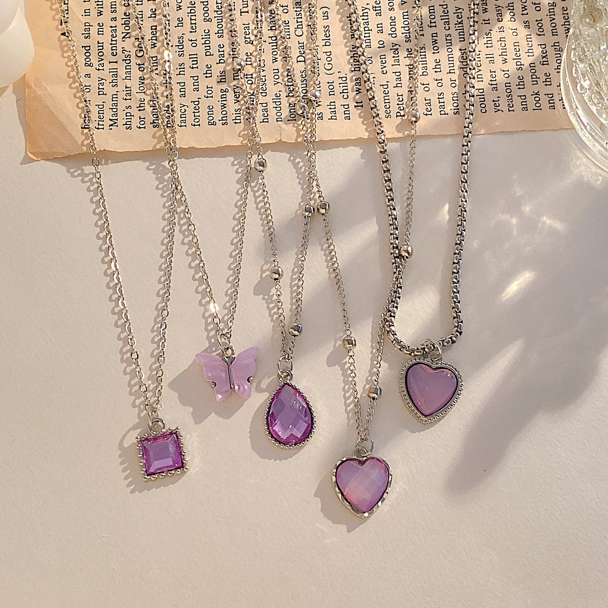 Charmantes Anhänger-Neklace-Set Brehn