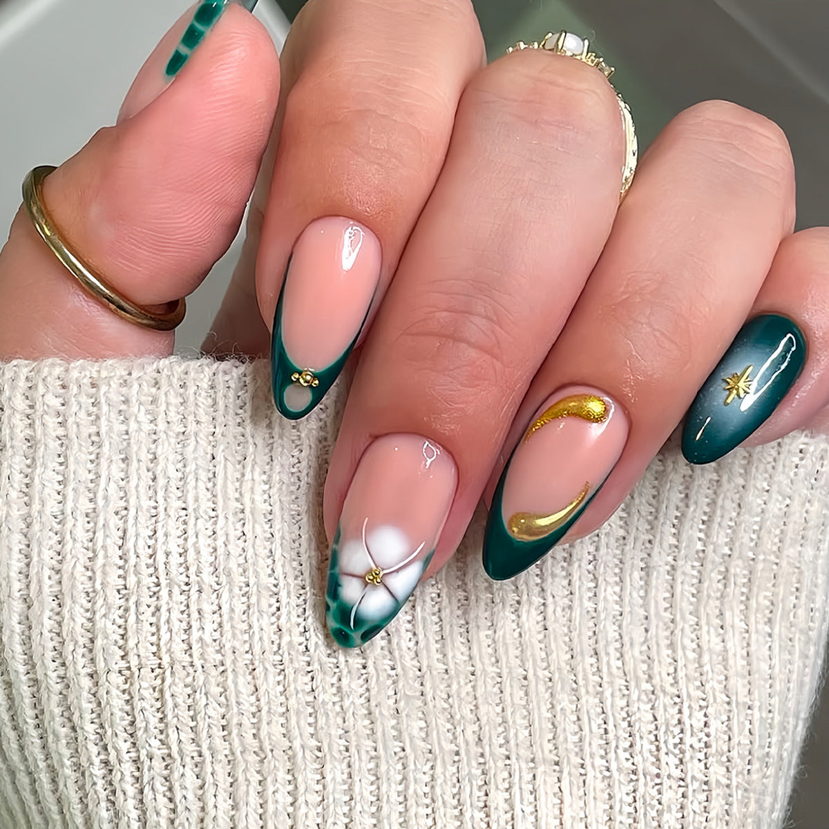 Chic Künstlerische Press-On Nagel Set Brehn