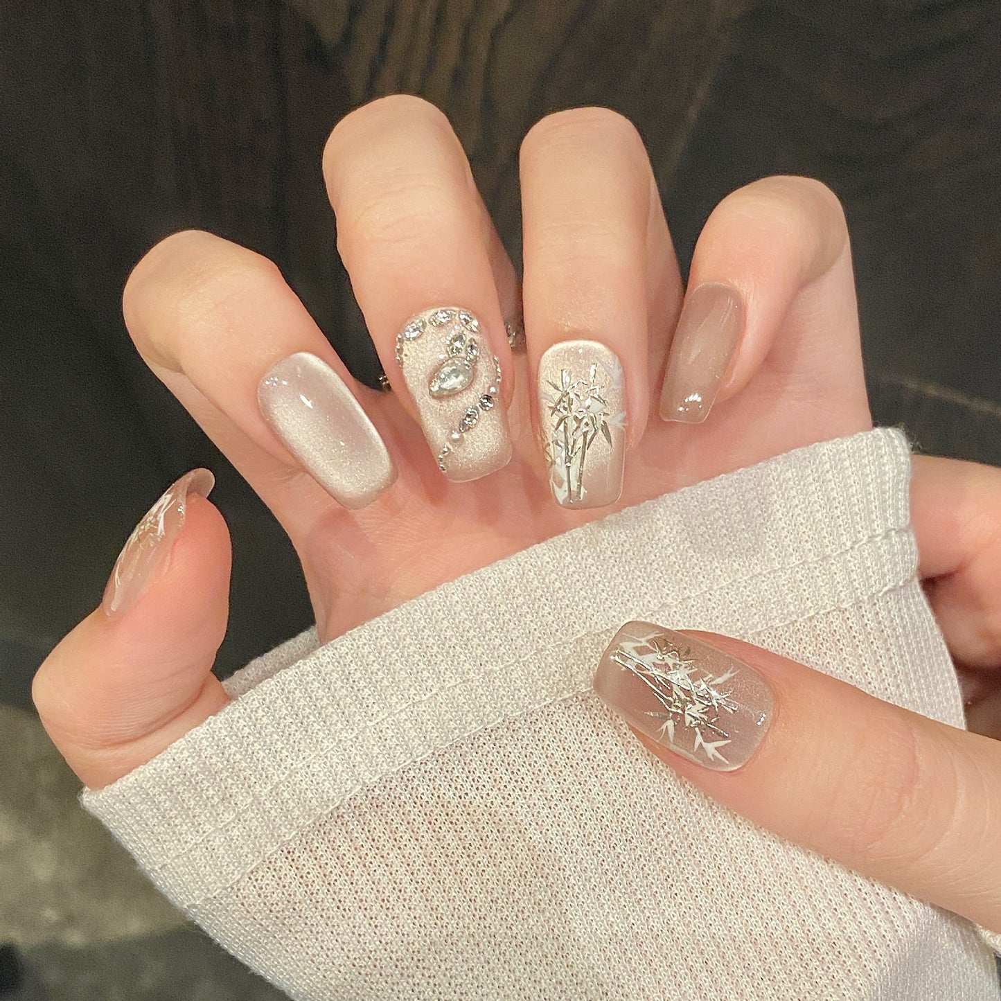 Dekorativer Nagelkunst-Kit Brehn