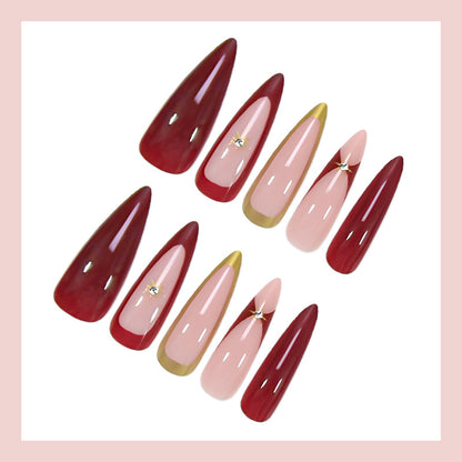 Kunstnagelset mit eleganten Spitzen und glamourösen Details Brehn