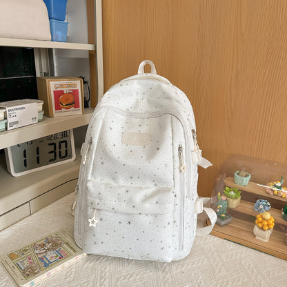 Stylischer Mehrzweck-Rucksack mit dekorativen Akzenten Brehn