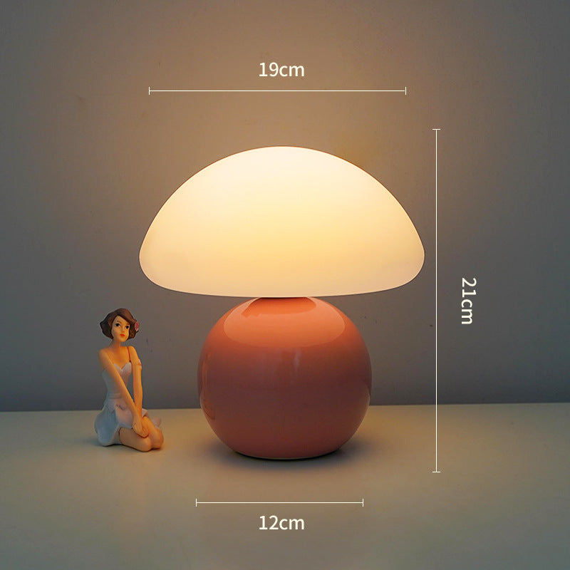 Künstlerische pilzförmige Tischlampe