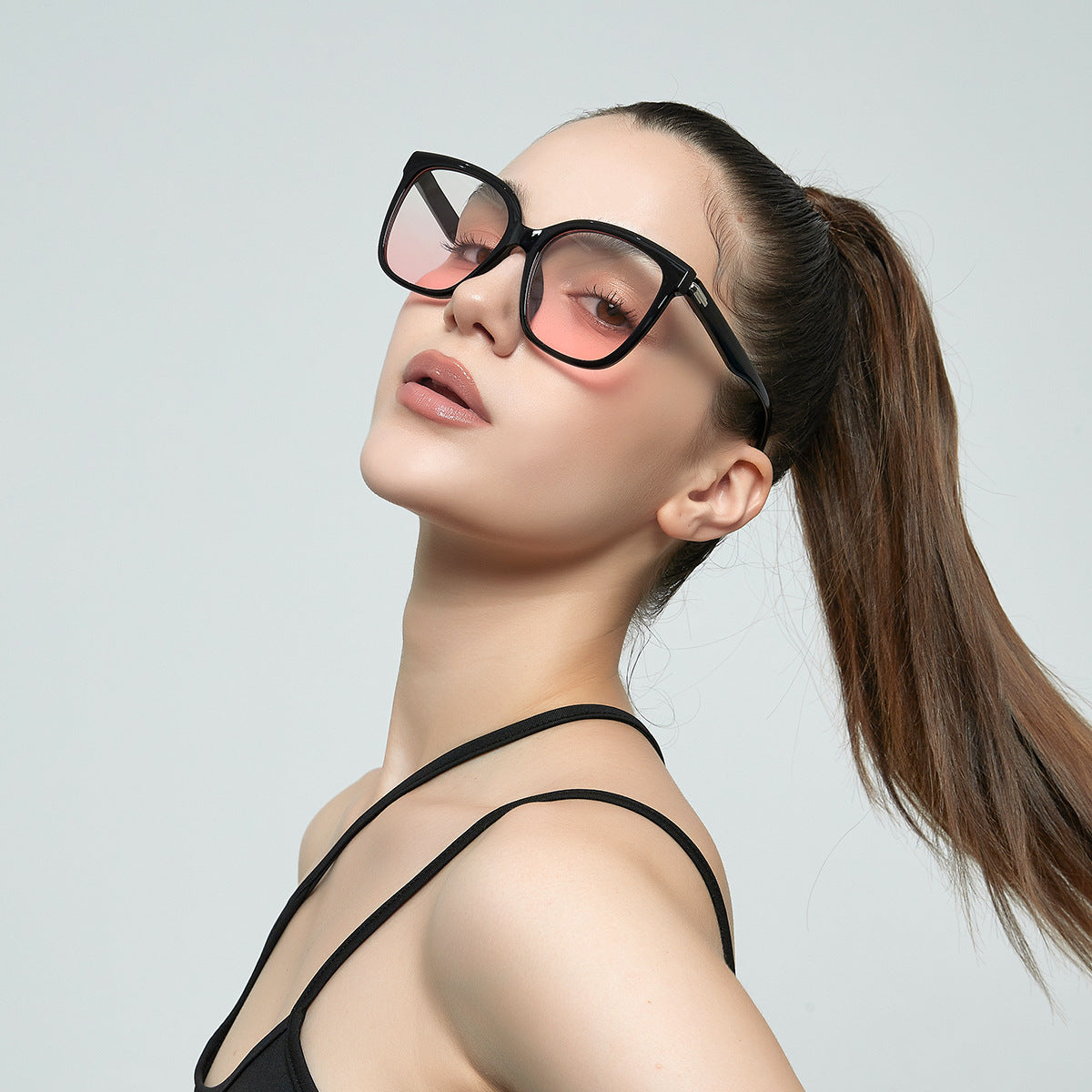 Damen stilvolle quadratische Sonnenbrille mit sanften Gläsern Brehn