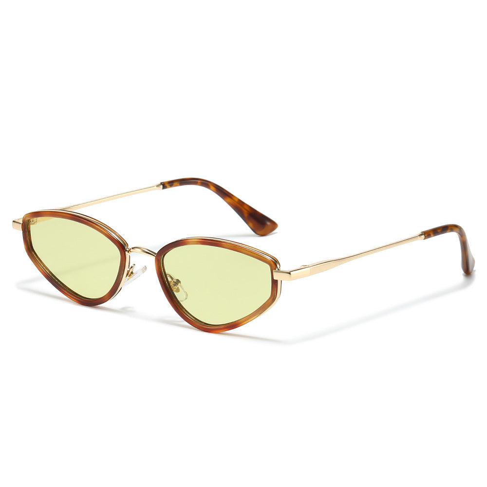 Moderne Katzenaugen-Sonnenbrille mit leichtem Rahmen Brehn
