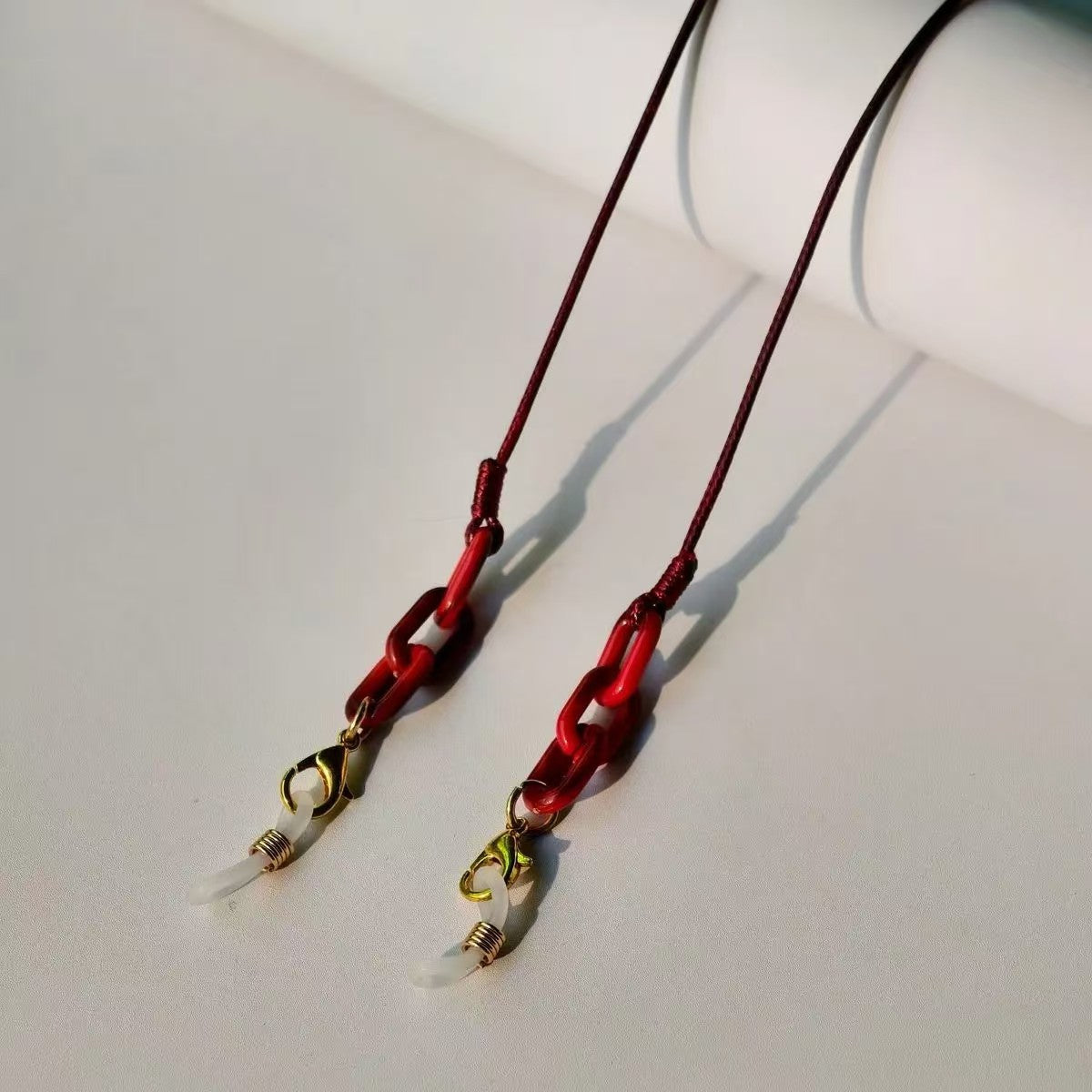 Multifunktionale Brillenhalterkette Brehn