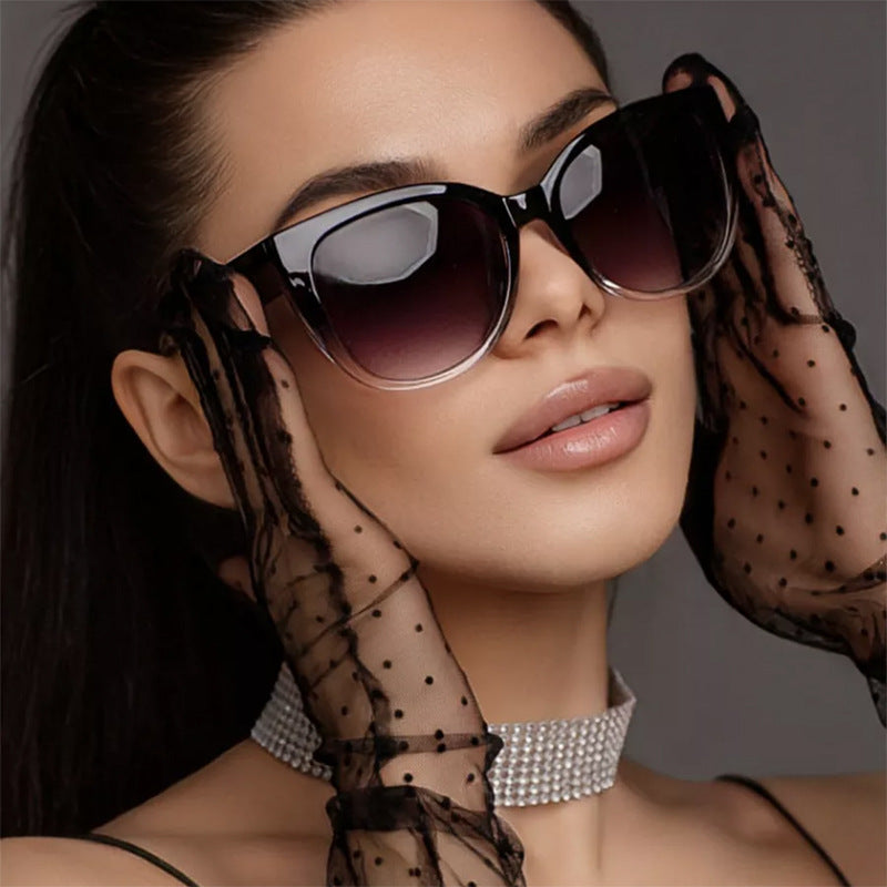 Damen extravagante Sonnenbrille mit modischem Cat-Eye Design Brehn