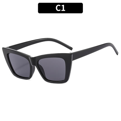 Stylische Winkelform Brille
