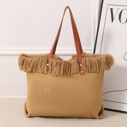 Strandtasche mit Auffälligem Fransenrand Brehn