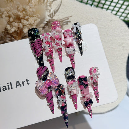 Dekoratives Press-On Nagelkunst-Set