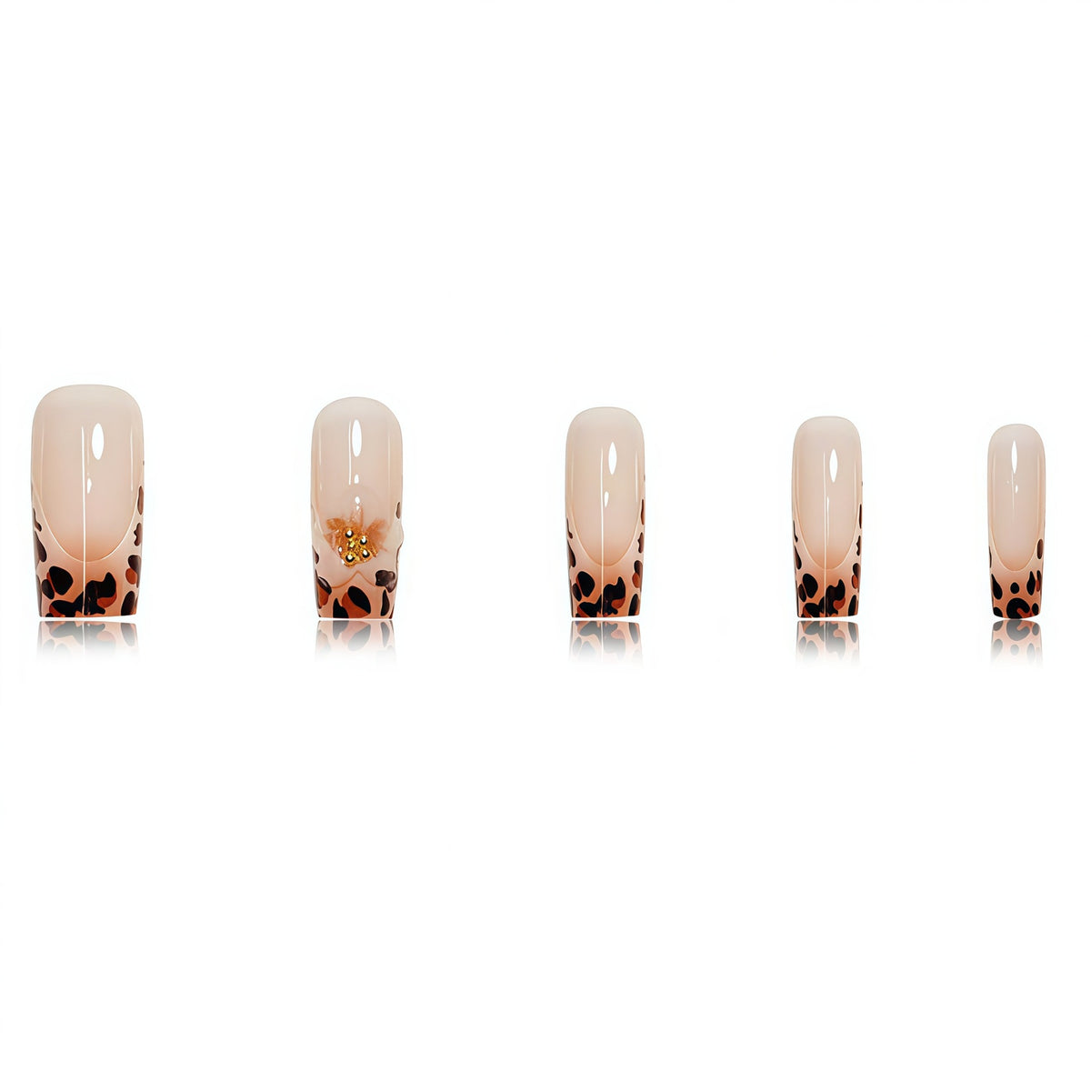 Premium dekorative Press-On Nagelkunst mit Leopardenmuster-Akzenten Brehn