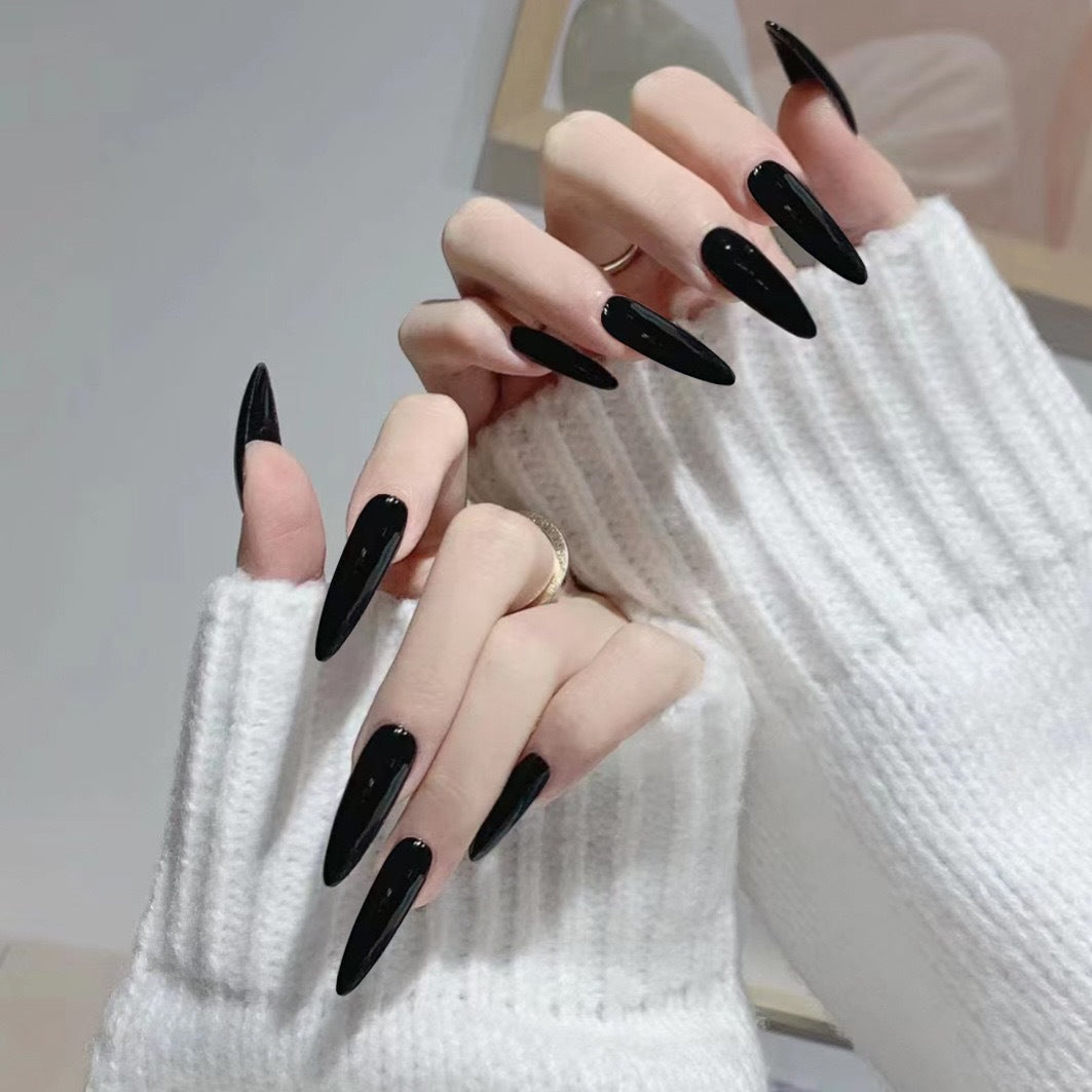Stiletto Press-On Nagelerweiterungen Brehn