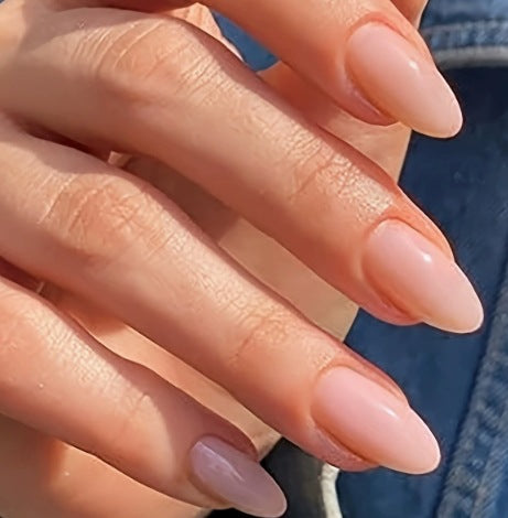 Elegante Mandel-förmige Nagelverlängerungen Brehn