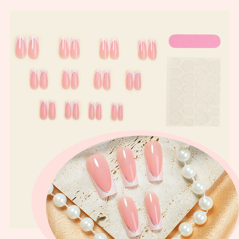 Kunstnagelset mit elegantem Design und Glitzer-Akzenten Brehn