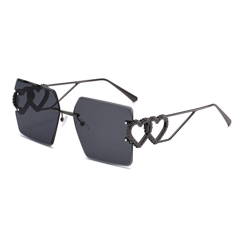 Damen modische Sonnenbrille mit trendigem Herz-Design Brehn
