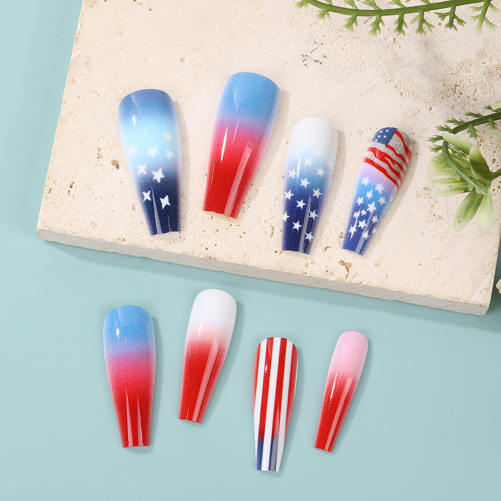 Kunstnagelset mit patriotischem Design Brehn