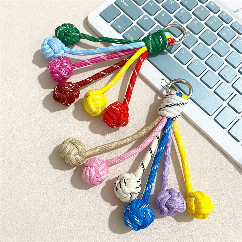 Bunte Knoten Dekor Schlüsselanhänger Brehn