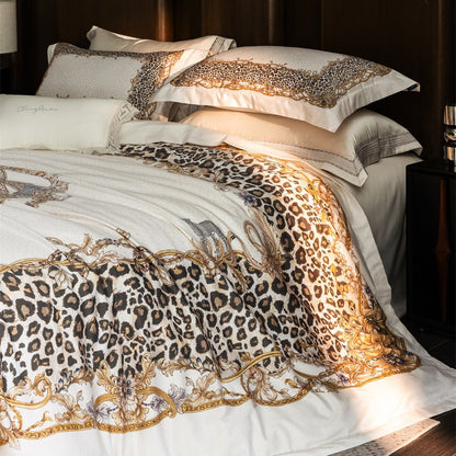 Luxuriöse Satin-Bettwäsche-Garnitur mit barockem Leopardenmotiv