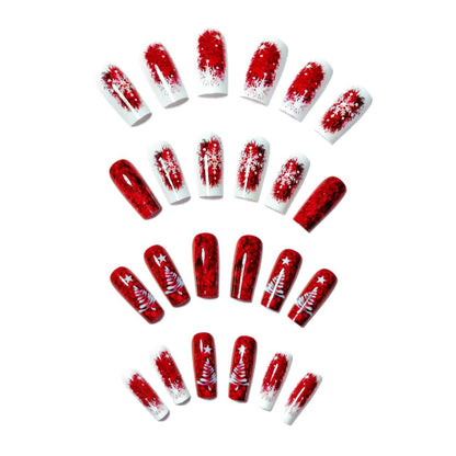 Kunstnägel mit Festlichem Weihnachtsdesign Brehn
