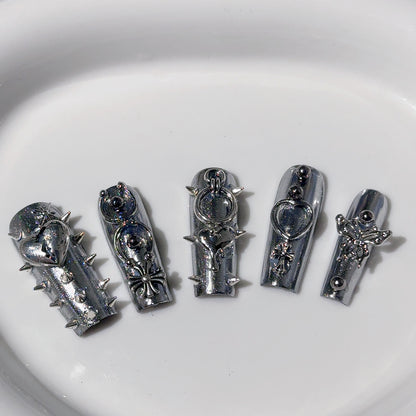 Gothic-inspiriertes metallisches Nagelkunstset