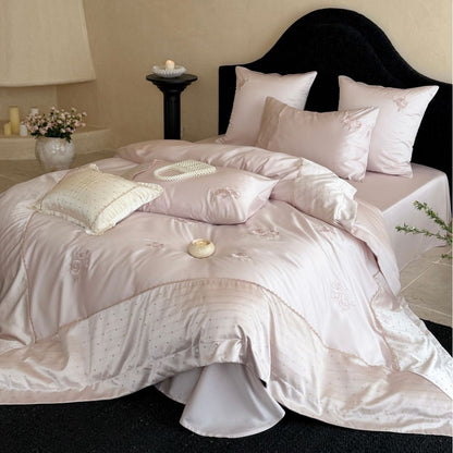 Luxuriöses besticktes Satin Bettwäsche-Set mit gewelltem Saum