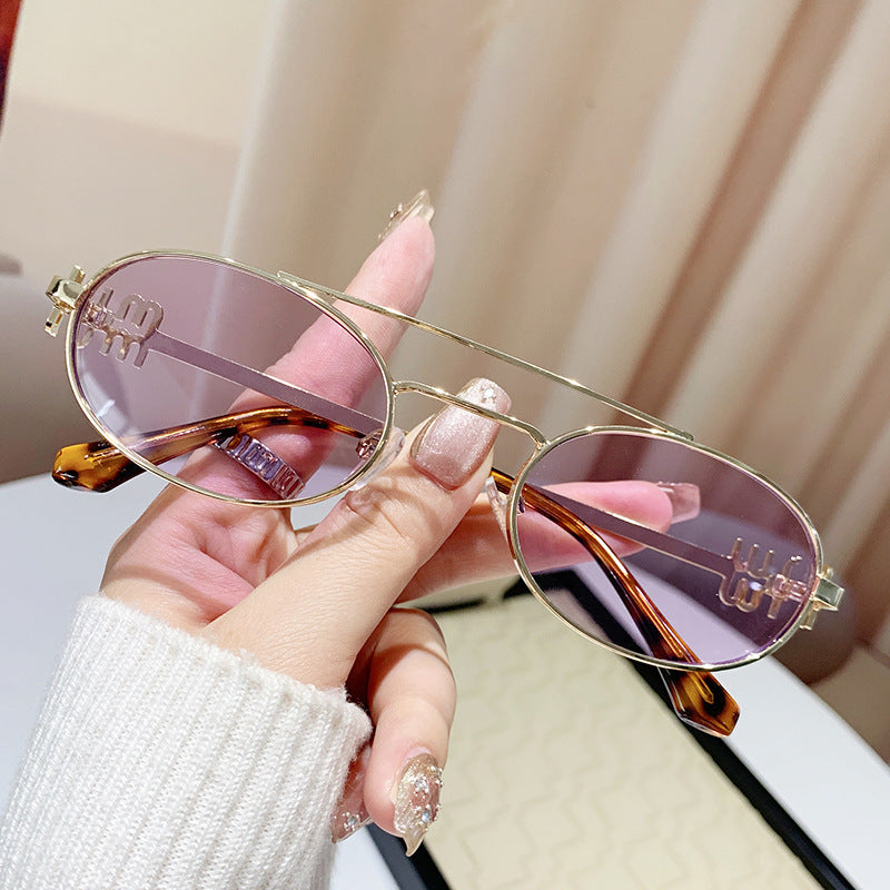Damen modische Brille mit elegantem Metallrahmen und einzigartigem Design Brehn