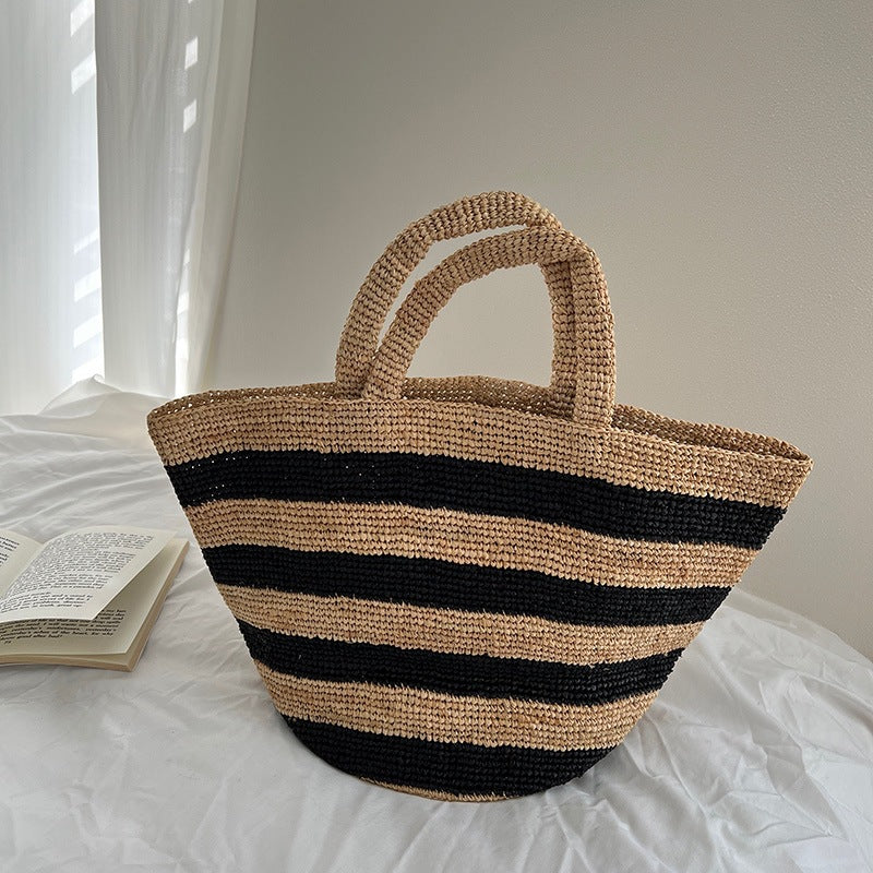 Handgefertigte Strohtasche mit Geometrischem Muster Brehn