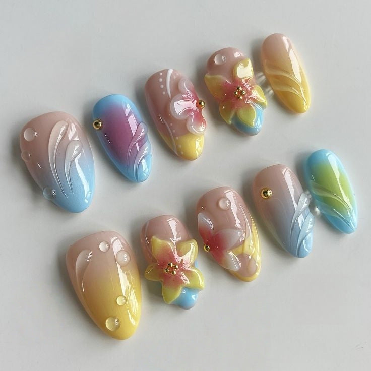 Kunstnägel mit Floralen 3D-Akzenten Brehn