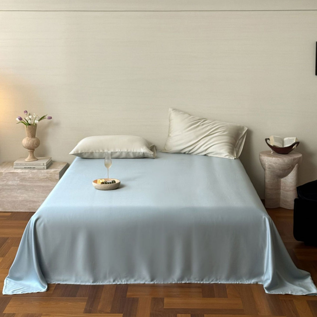 Luxuriöses Satin-Bettwäscheset mit seidig-glatter Oberfläche, Wendefunktion und Hotelverschluss