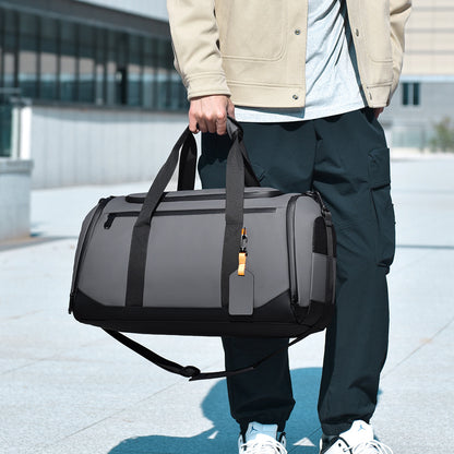 Damen Sportliche Reisetasche mit robuster wasserabweisender Konstruktion Brehn