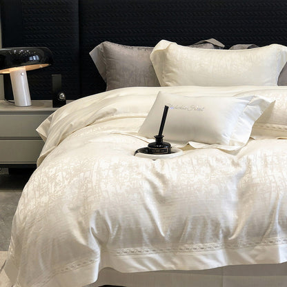 Satin-Jacquard Bettgarnitur mit dezenter Struktur und eleganter Borte
