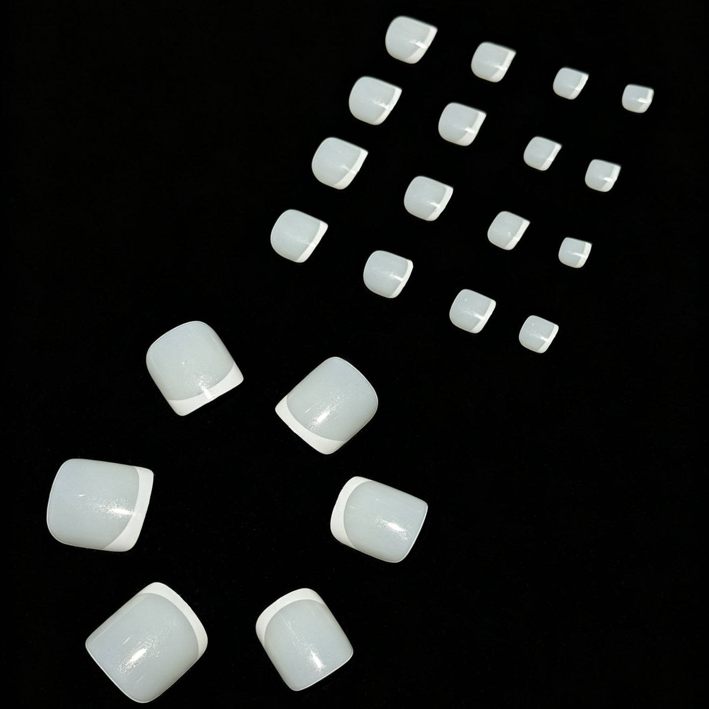 Stilvolle French Tip Drucknägel Brehn