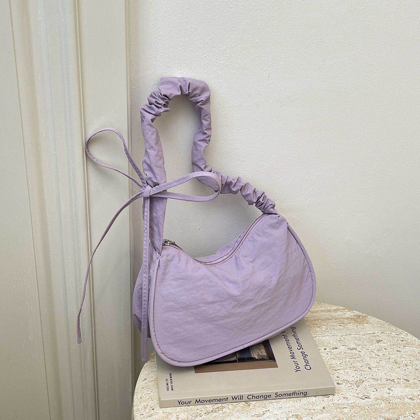 WoTexturiertes Stoff Sling Bag Brehn