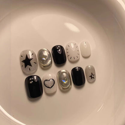 Künstlerisches Press-On-Nagelkunstset mit geometrischen und Sternmustern