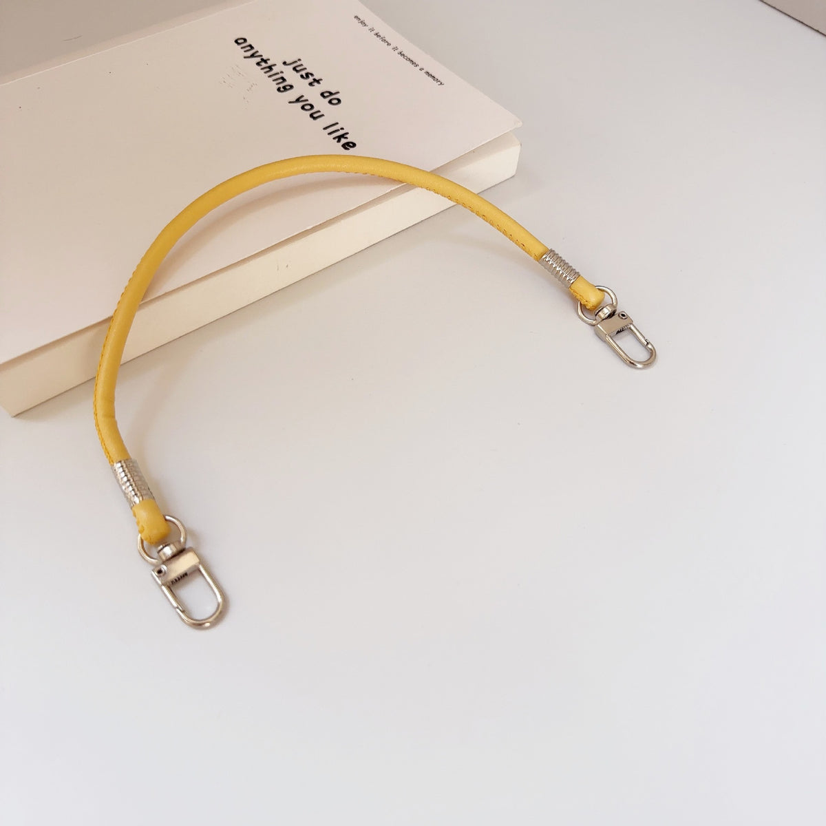 Stylische Silikon-Handykette Brehn