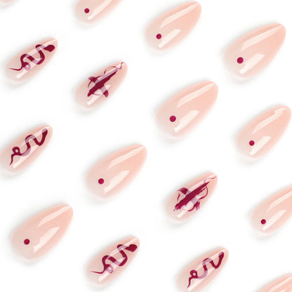 Kunstvolle Nagelverlängerungen mit einzigartigem Design Brehn