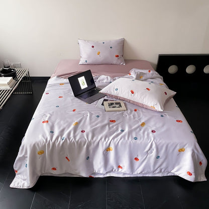 Bettwäsche-Garnitur aus Baumwollsatin mit dezentem Herz-Jacquard und seidig-glänzendem Finish Brehn
