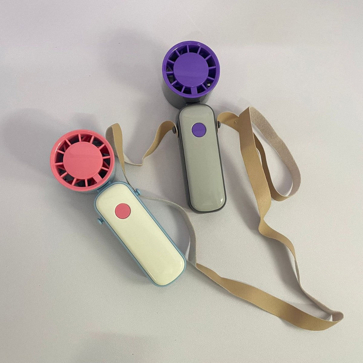 Unisex Tragbarer Faltventilator mit USB-Aufladung Brehn