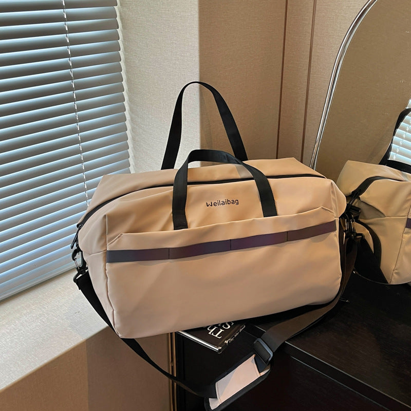 Sportliche Duffel-Tasche Mit Robustem Material Und Vielseitigem Innenraum Brehn